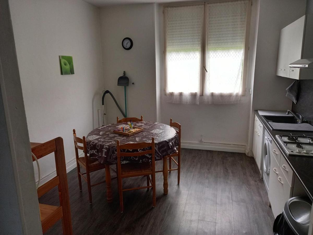 Appartement "Les Tournesols" 1Er Etage 2Ch Avec Parking A Lurs Buitenkant foto